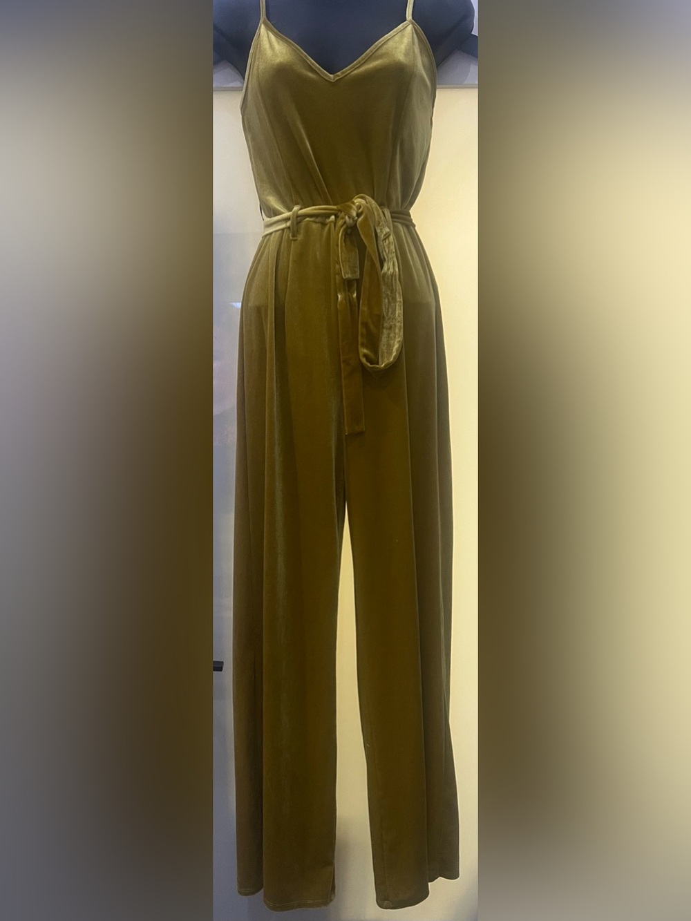FOREVER 21 Chartreuse Velvet Jumpsuit Size Small